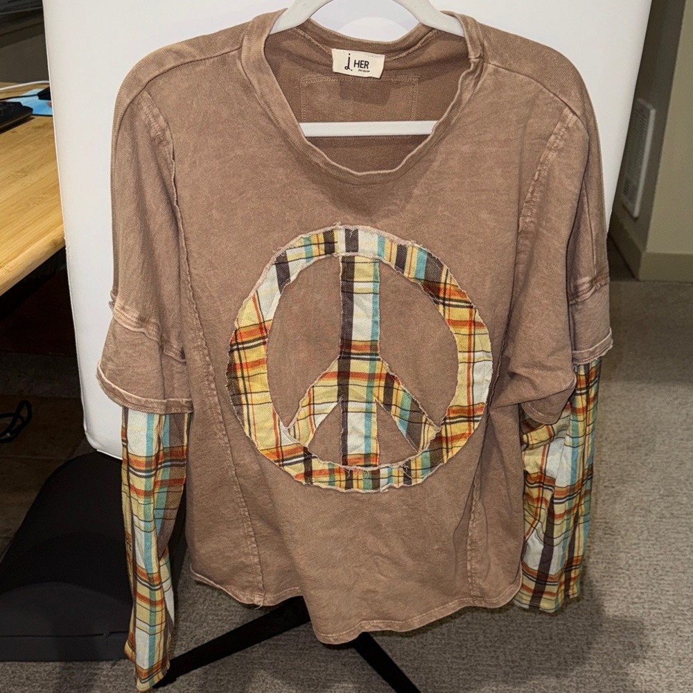 J. HER NWOT Brown Peace Sign Long Sleeve Shirt